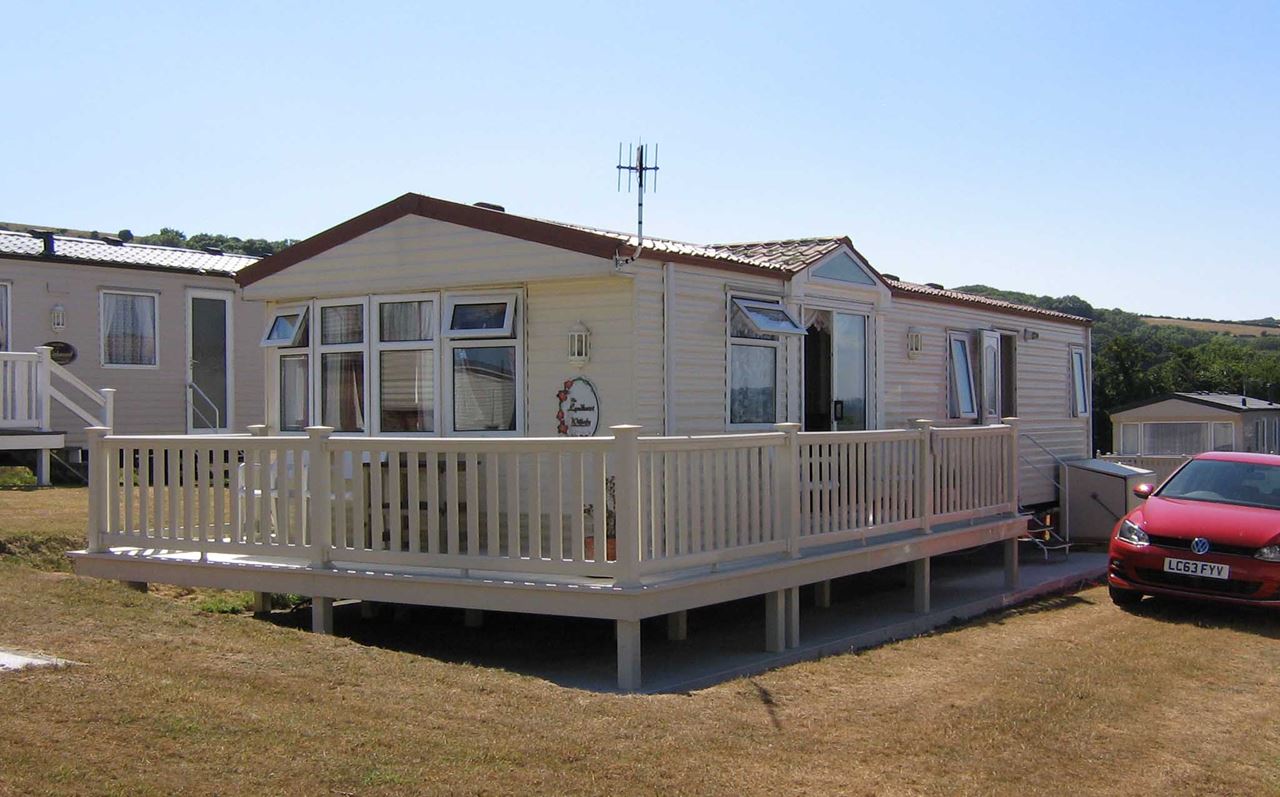 Spacious caravan situated on on Sandhills Holiday Park Isle of Wight