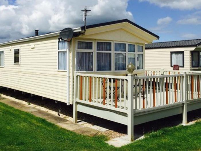 Pet friendly caravan in a prime loaction at Coastfields Holiday Village ...