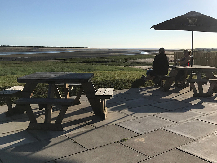 Privately owned holiday chalet to let on Carmarthen Bay Holiday Park