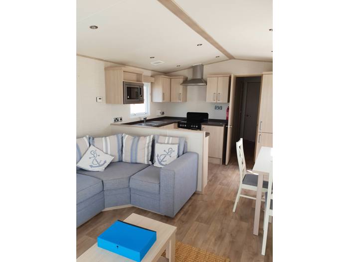 Photo of Caravan on Hoburne Blue Anchor