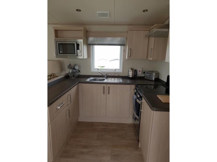 Photo of Caravan on Hoburne Blue Anchor