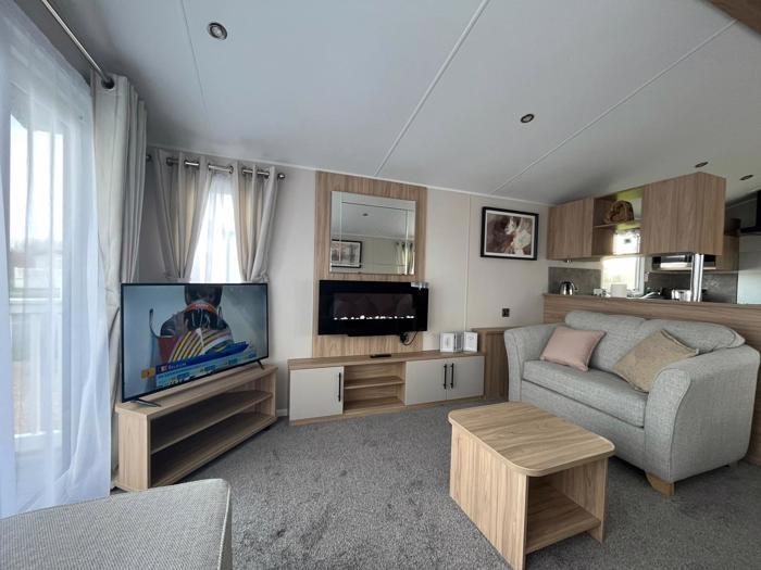 Fantastic opportunity to stay in our 2022 Willerby Manor holiday home ...