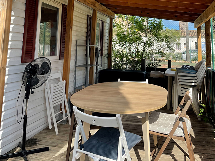 Two bedroom holiday home for hire at Camping Le Dattier; a quaint