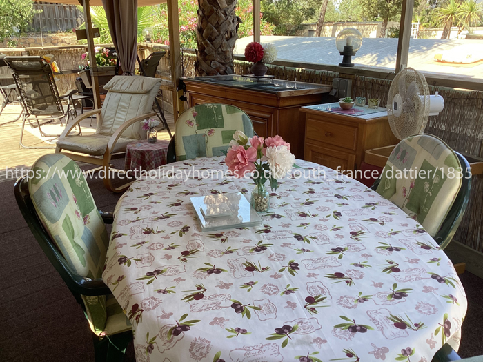 to our superb 2 bedroom, 2 bathroom mobile home on the