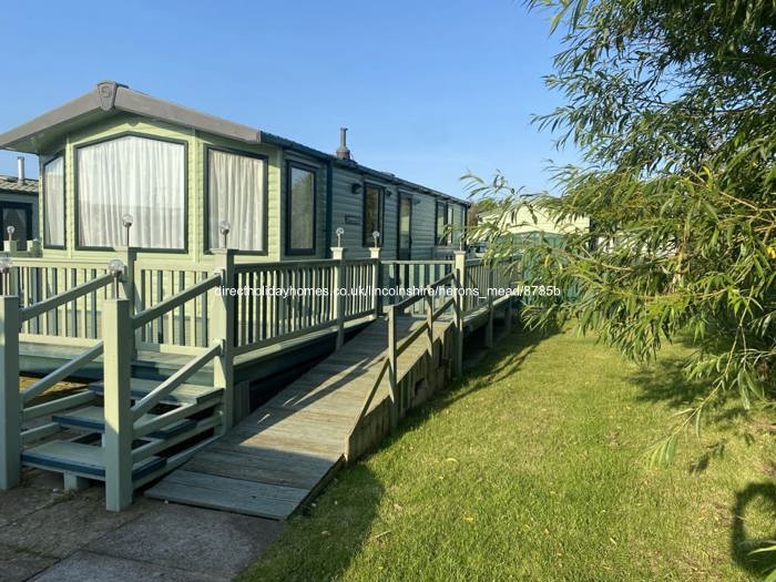 Heron's Mead Caravan Park & Fishing Lakes